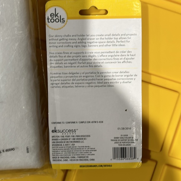 Sewing Items: Heat n Bond Fleece and Skinny Chalk - Picture 4 of 4